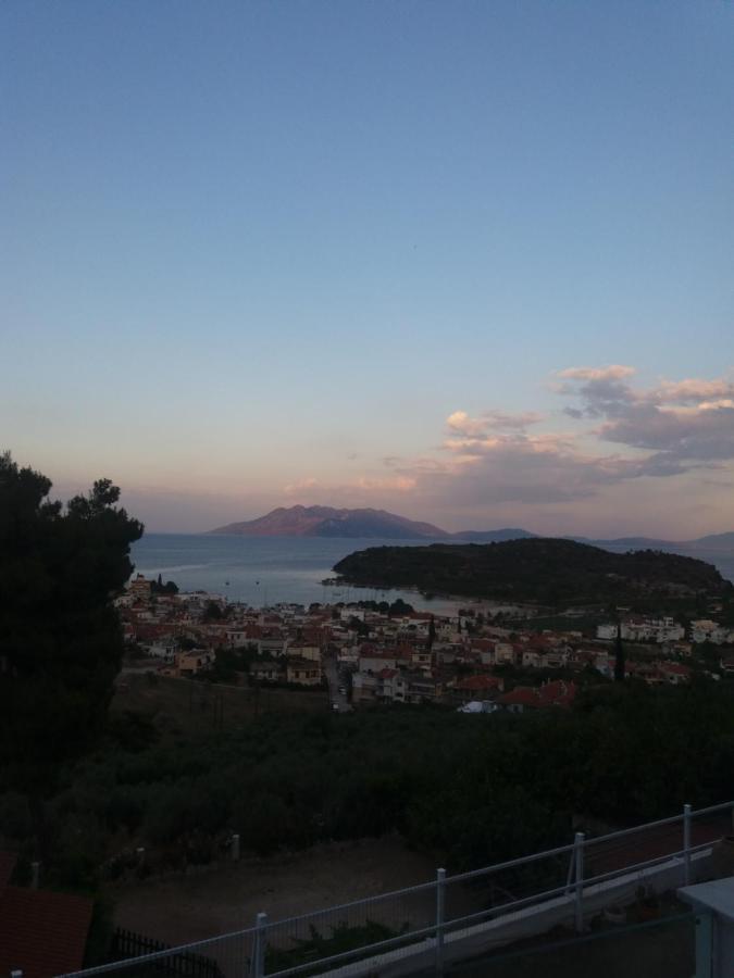 Nera'S View Apartment Epidaurus Exterior foto