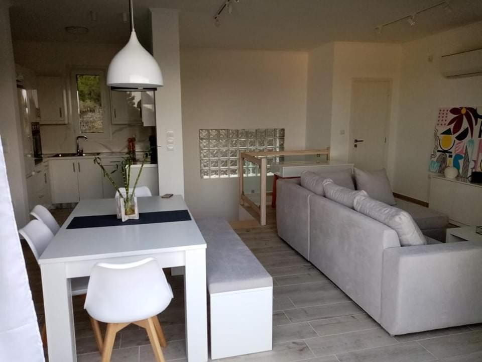 Nera'S View Apartment Epidaurus Exterior foto