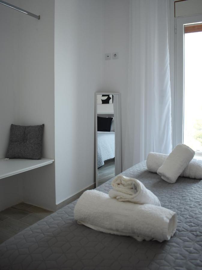 Nera'S View Apartment Epidaurus Exterior foto